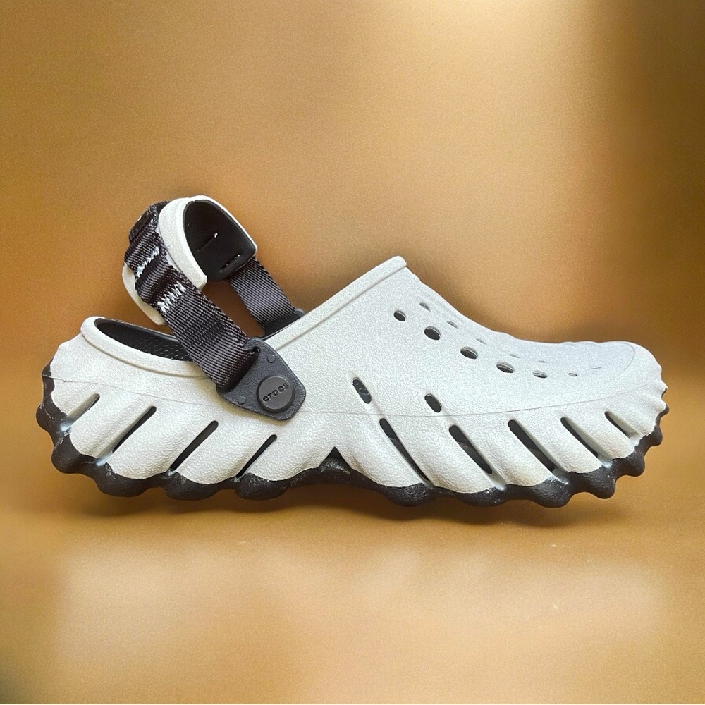 ‼️SOLD‼️CROCS Echo Reflection • Size 6 Men 8 Women - Picture 10 of 10